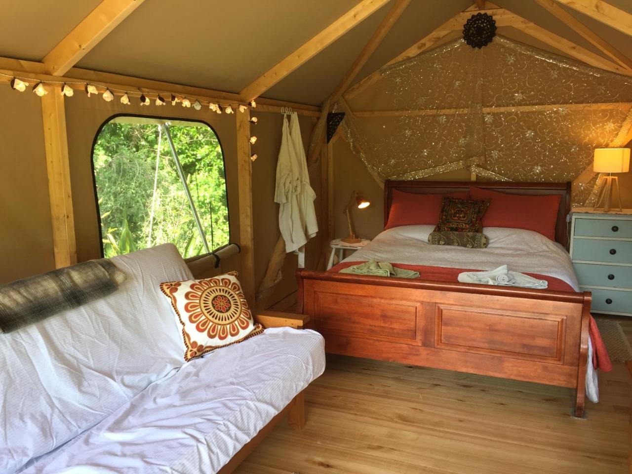 Omarama Oasis - Permaculture Glamping Hotel Pohara Luaran gambar
