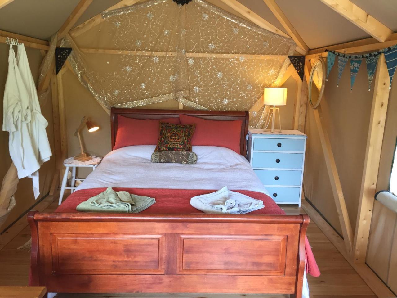 Omarama Oasis - Permaculture Glamping Hotel Pohara Luaran gambar