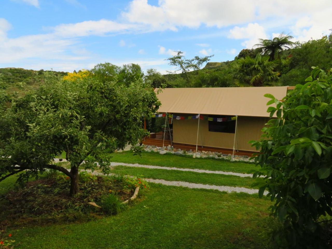 Omarama Oasis - Permaculture Glamping Hotel Pohara Luaran gambar