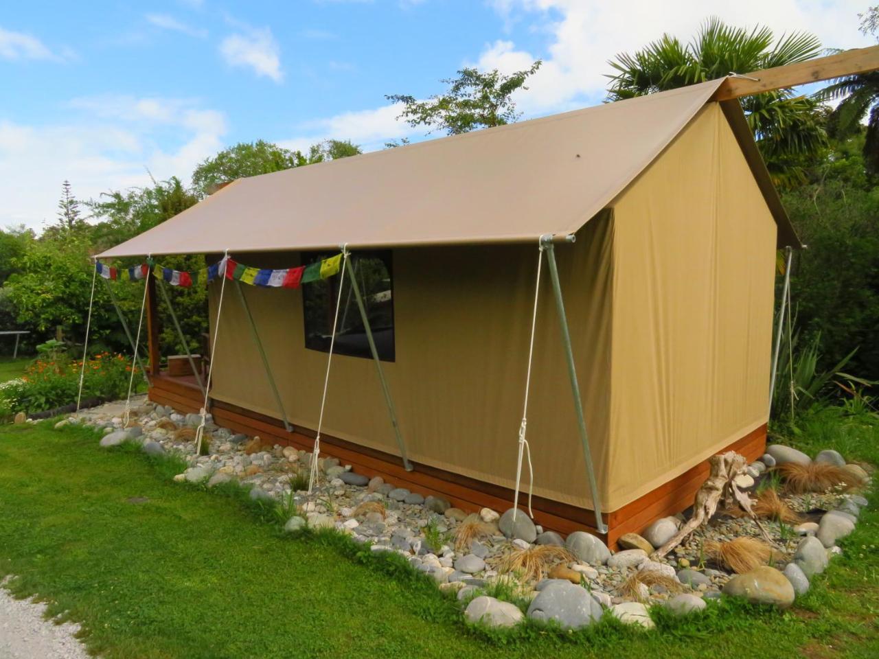 Omarama Oasis - Permaculture Glamping Hotel Pohara Luaran gambar